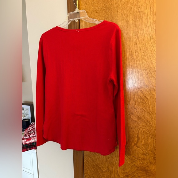 ON50 If red is your color are you in luck just in time for the CHRISTMAS season - Picture 2 of 2